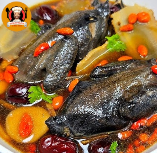 Gà ác tiềm thuốc bắc
