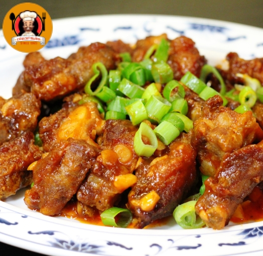 Sườn lăn bột xào chua